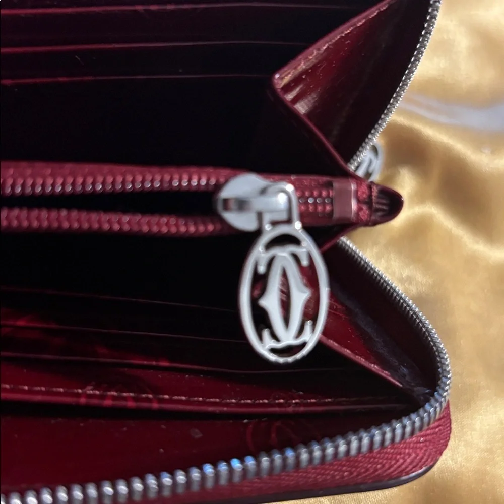 Cartier Elegant Burgundy Wallet Silver Hardware W/authentication Card